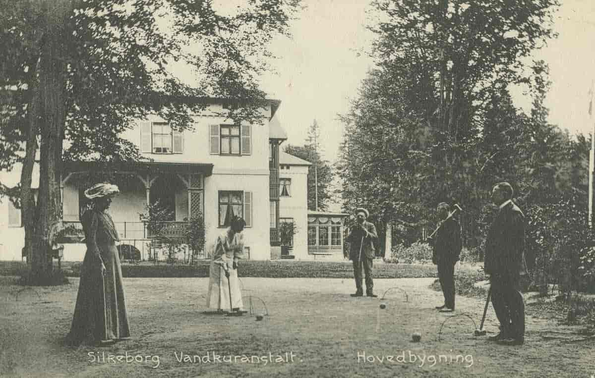 Postkort af vandkuranstalten i Silkeborg. Ca. 1900-1910